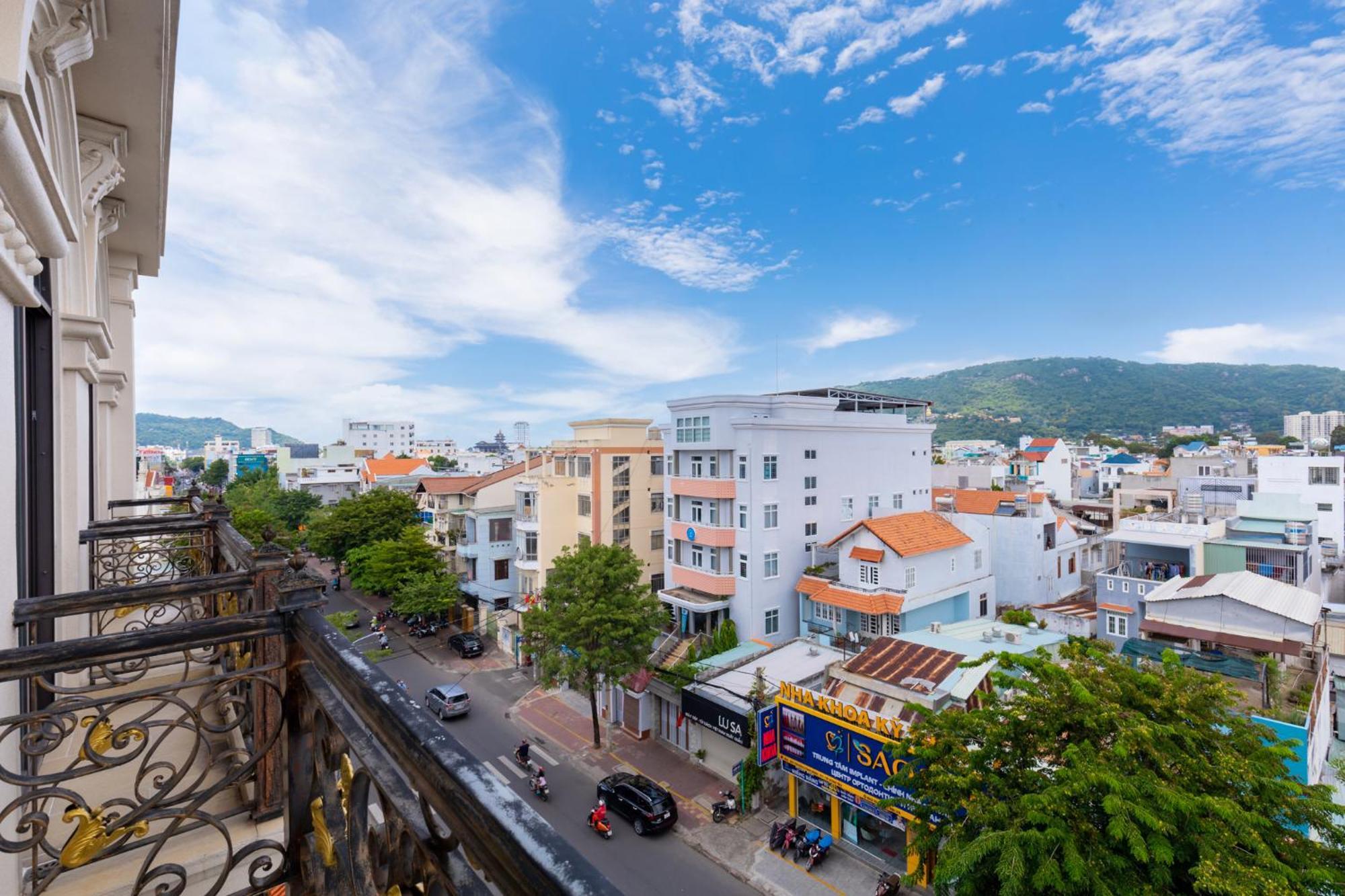 Prague Hotel Vung Tau Exterior foto